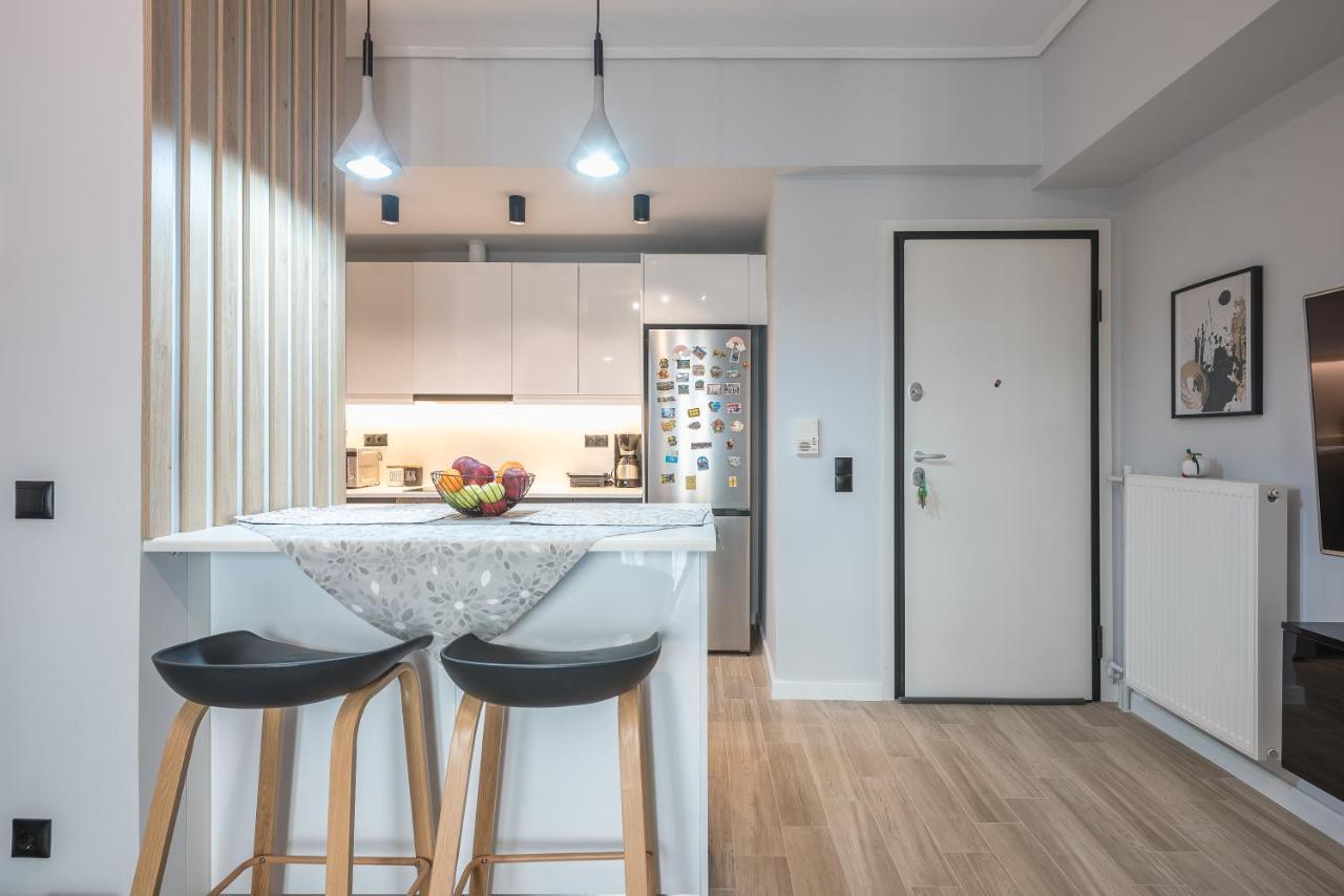 Comfy And Modern Apartment Athens Exterior photo